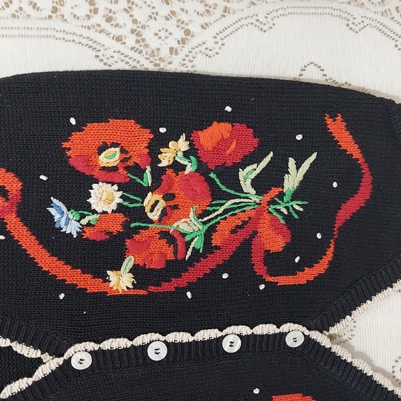 Joan steele size large knit sweater vest (InvW174) - Picture 6 of 7